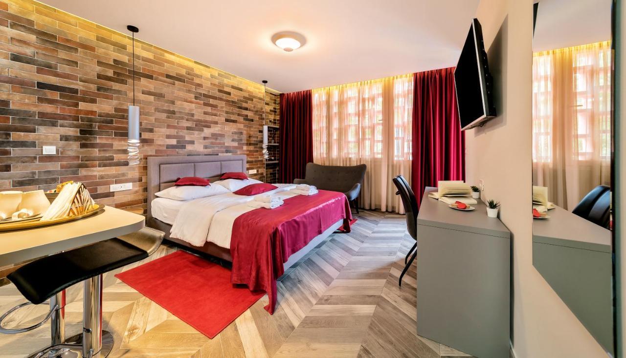 Il Giardino Luxury Rooms & Suites Сплит Екстериор снимка