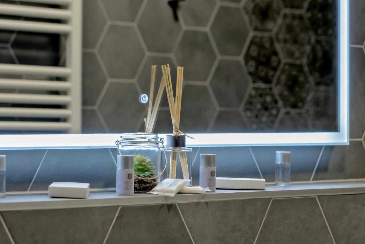 Il Giardino Luxury Rooms & Suites Сплит Екстериор снимка