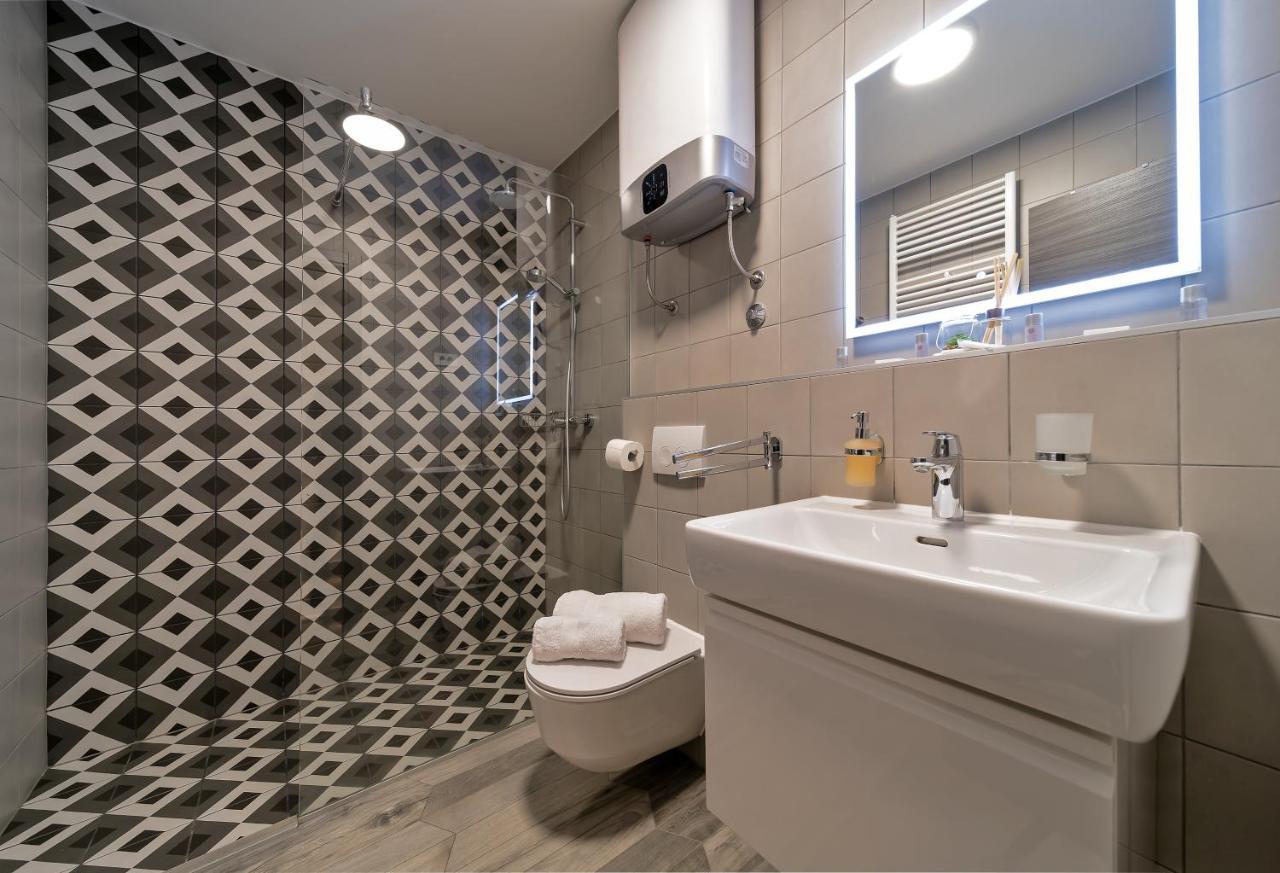 Il Giardino Luxury Rooms & Suites Сплит Екстериор снимка